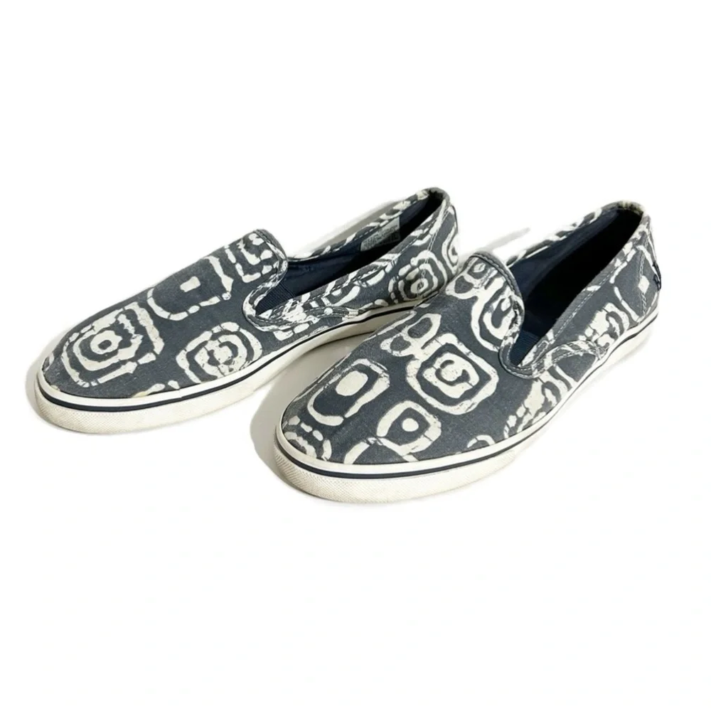 Lauren Ralph Lauren Janis Batik Tribal Print Slip On Cotton Canvas Sneakers 💙🤍